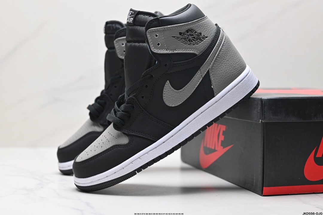 Air Jordan 1 Retro High Shadow