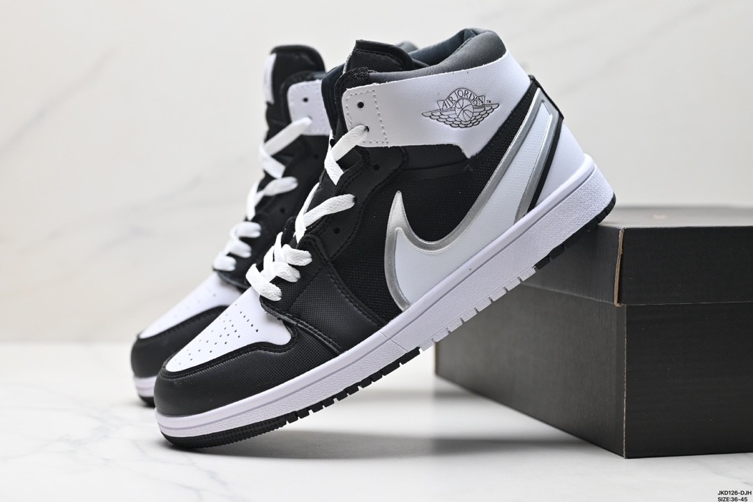 Air Jordan 1 High Black White