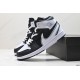 Air Jordan 1 High Black White