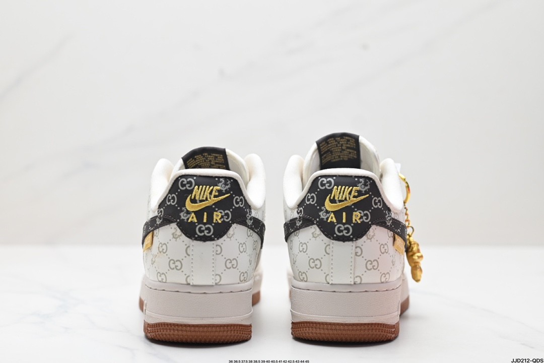 Nike Air Force 1 Low 07 x GUCCI Sneakers