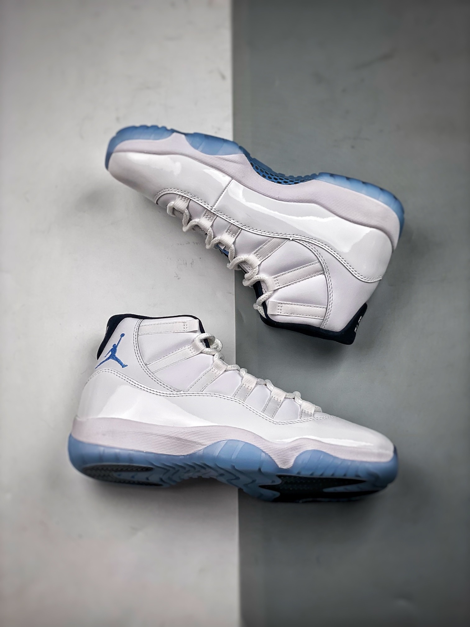 NIKE AIR JORDAN 11 LEGEND BLUE Basketball Shoes