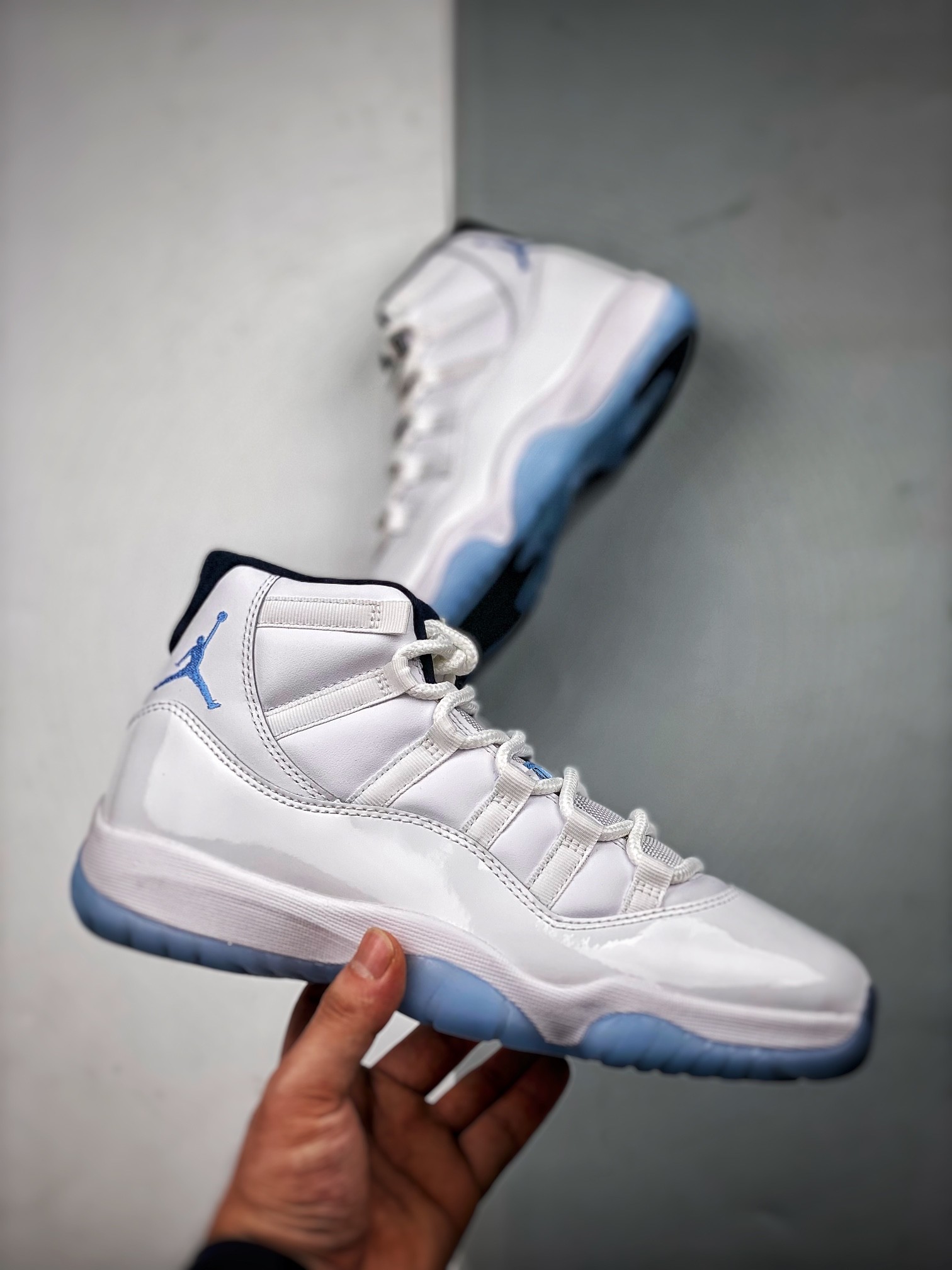 NIKE AIR JORDAN 11 LEGEND BLUE Basketball Shoes