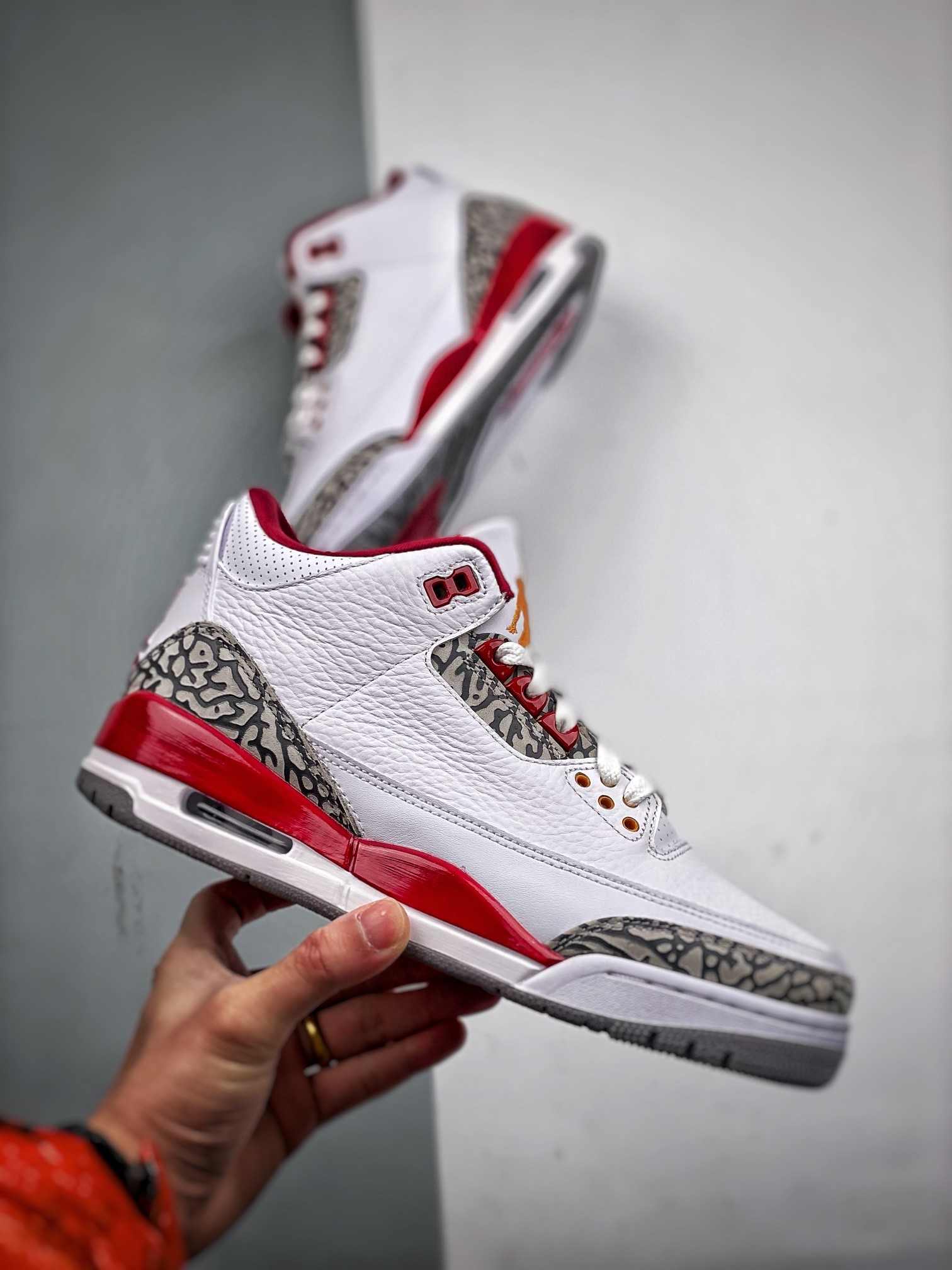 NIKE AIR JORDAN 3 RETRO CARDINAL RED Basketball Shoes