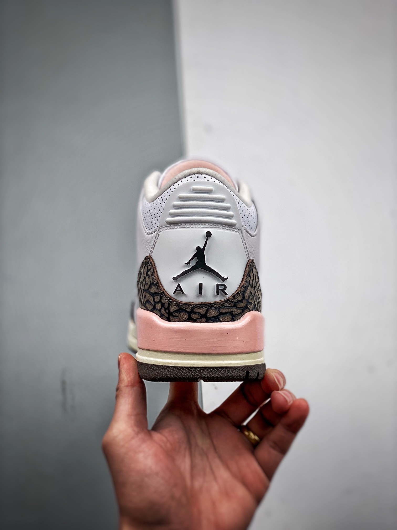 NIKE AIR JORDAN 3 RETRO DARK MOCHA Basketball Shoes