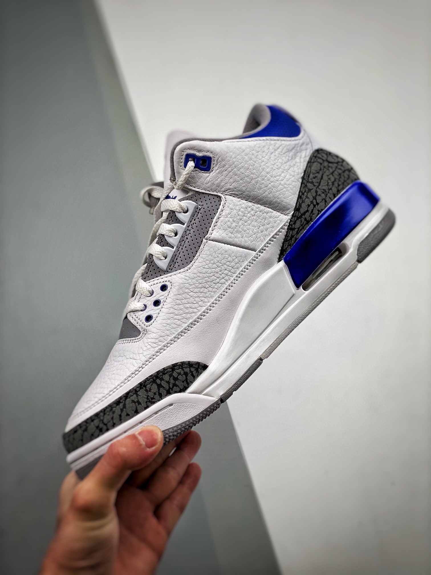 NIKE AIR JORDAN 3 RETRO RACER BLUE Basketball Shoes