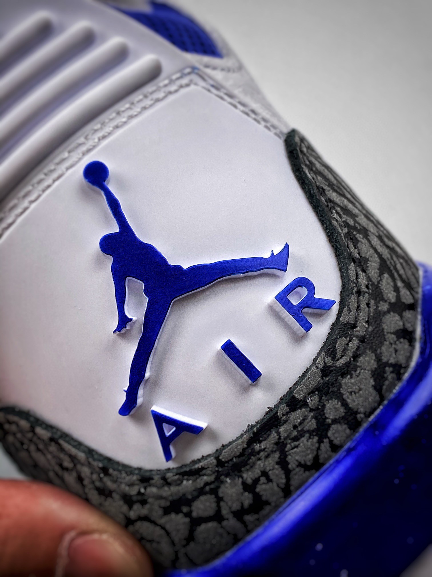 NIKE AIR JORDAN 3 RETRO RACER BLUE Basketball Shoes