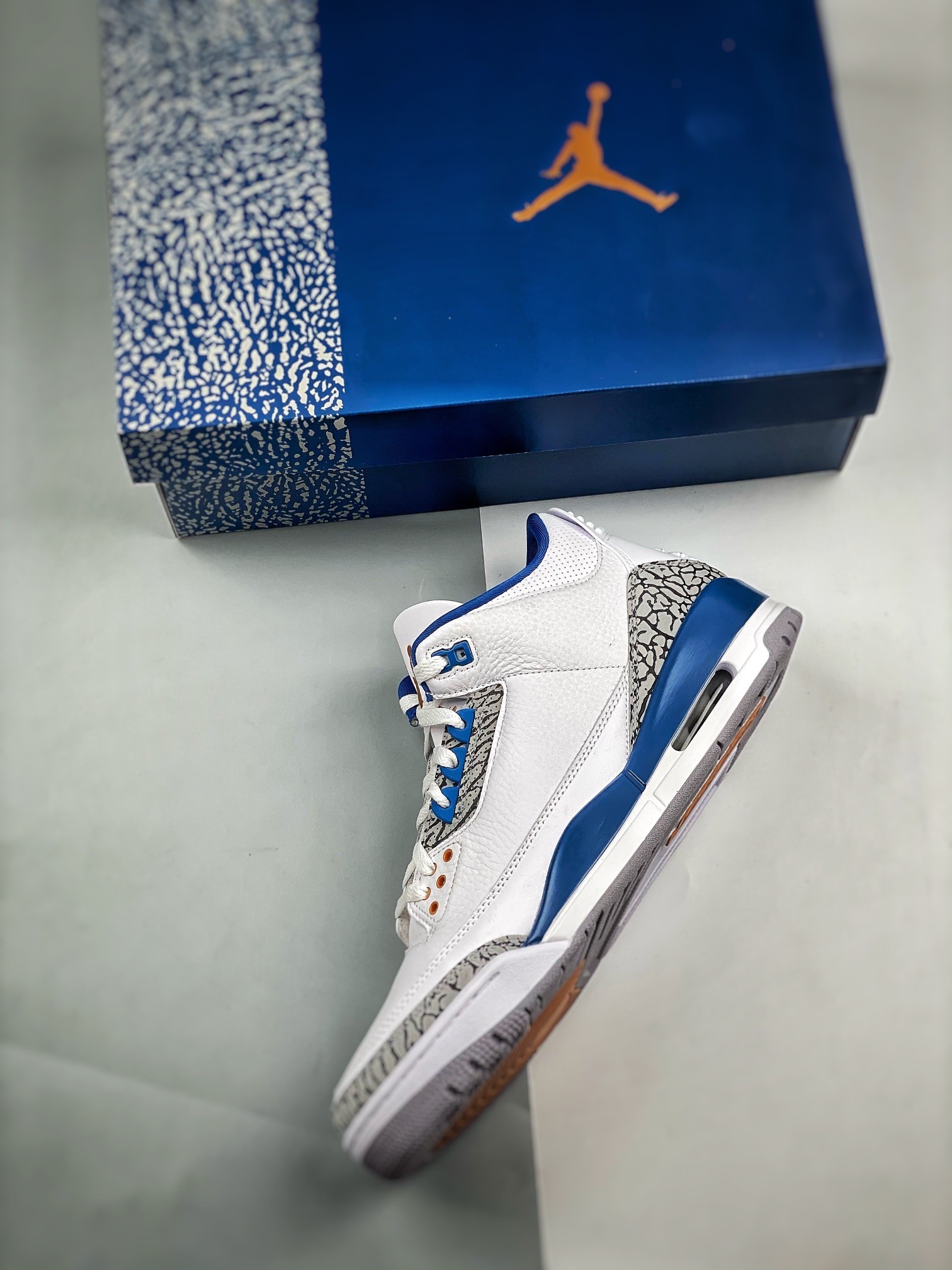 NIKE AIR JORDAN 3 RETRO RACER BLUE Basketball Shoes