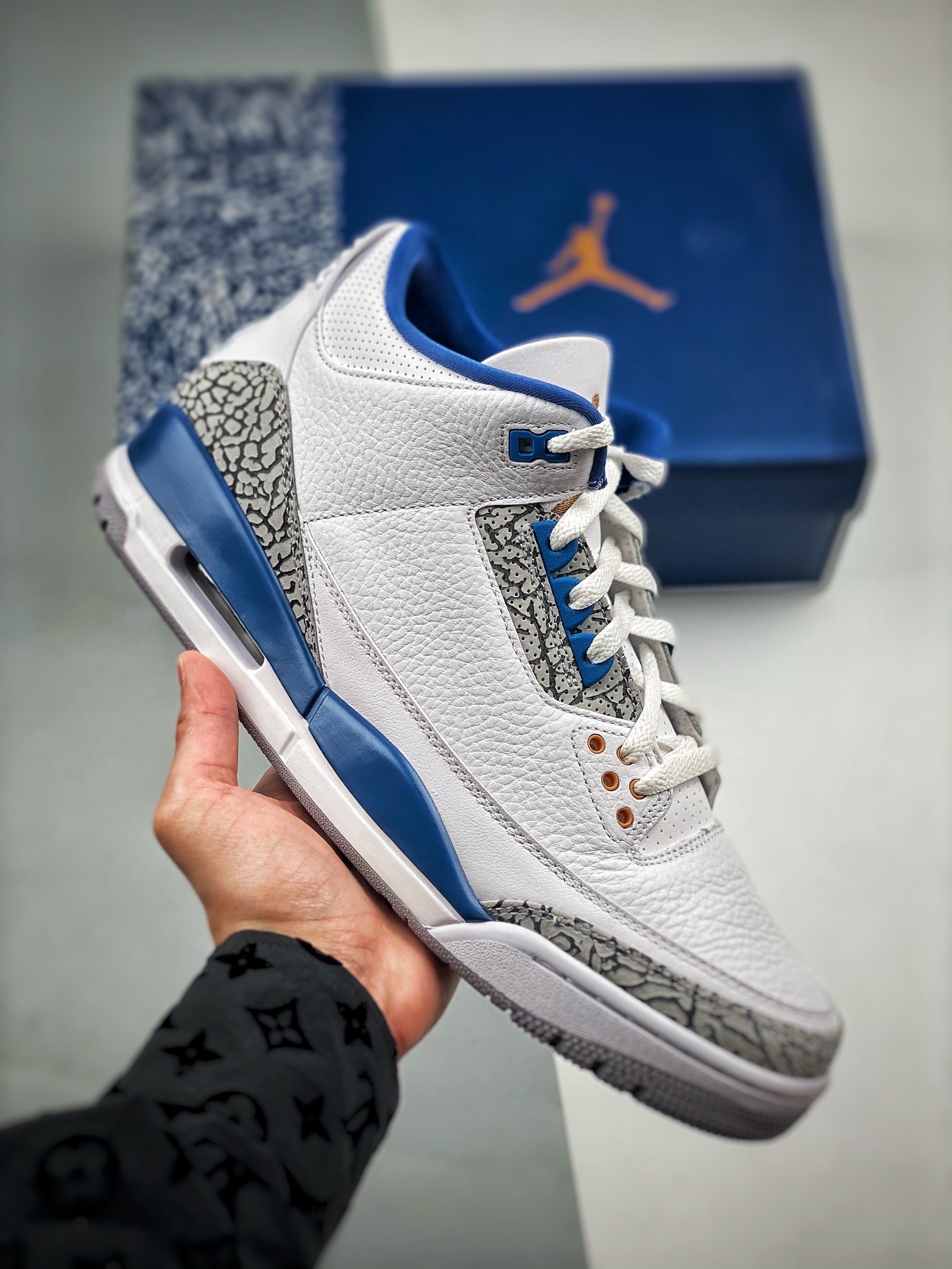 NIKE AIR JORDAN 3 RETRO RACER BLUE Basketball Shoes