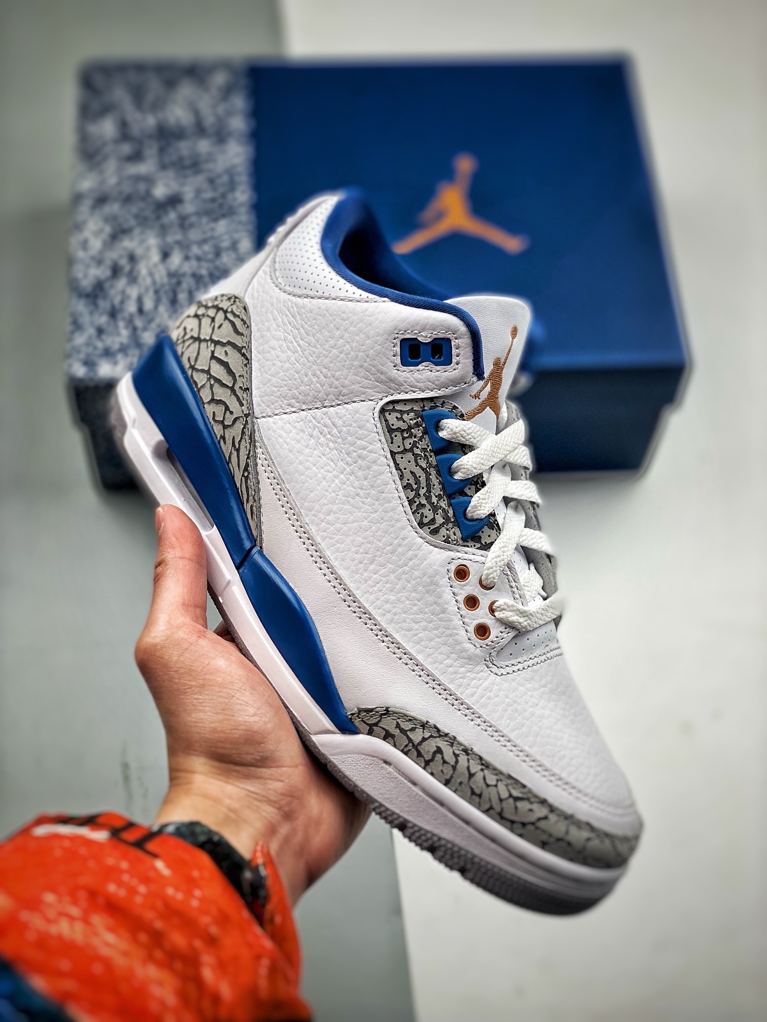 NIKE AIR JORDAN 3 RETRO WHITE AND TRUE BLUE Basketball Shoes