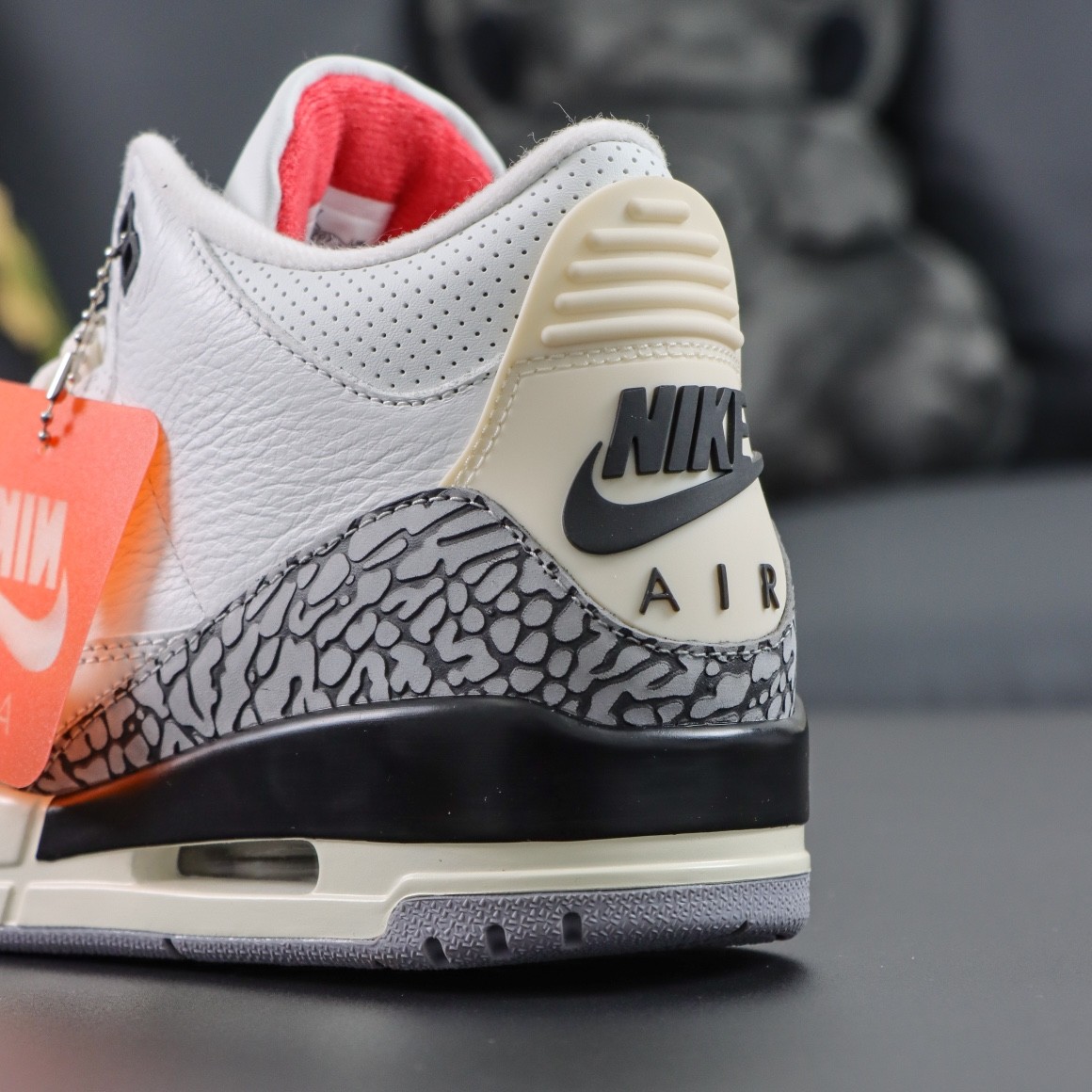 NIKE AIR JORDAN 3 WHITE CEMENT REIMAGINED Basketball Shoes