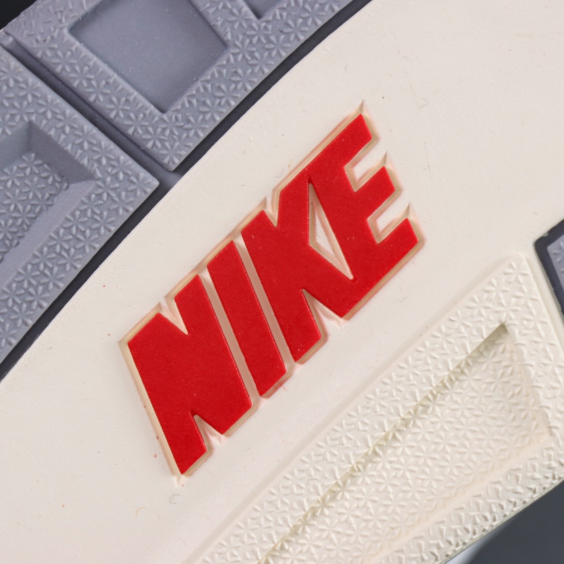 NIKE AIR JORDAN 3 WHITE CEMENT REIMAGINED Basketball Shoes