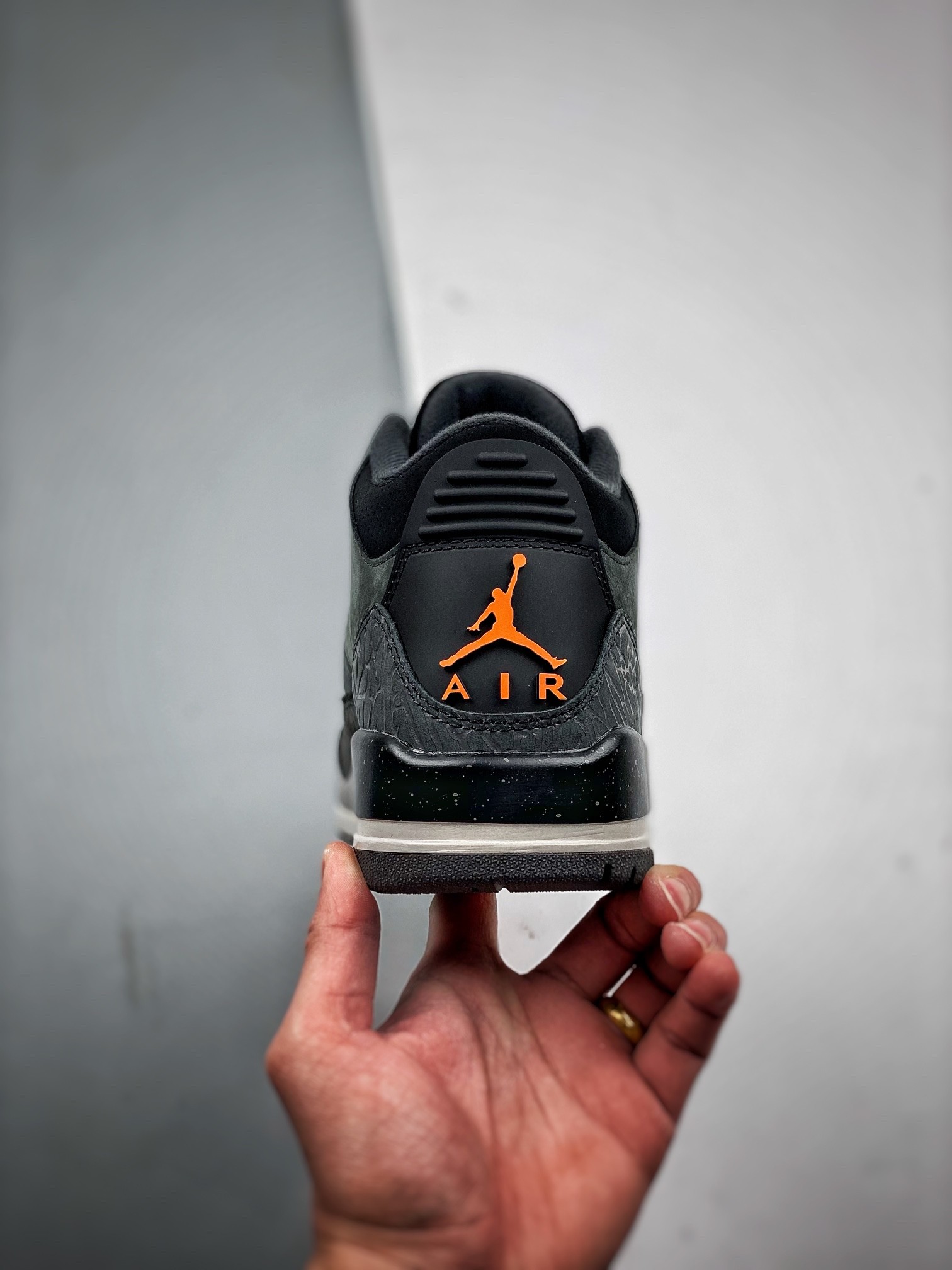 NIKE AIR JORDAN 3 FEAR Basketball Shoes