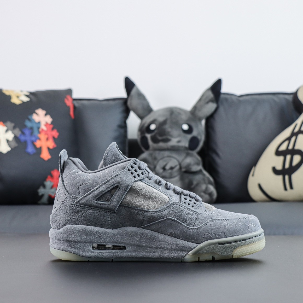 NIKE AIR JORDAN 4 RETRO KAWS Basketball Shoes