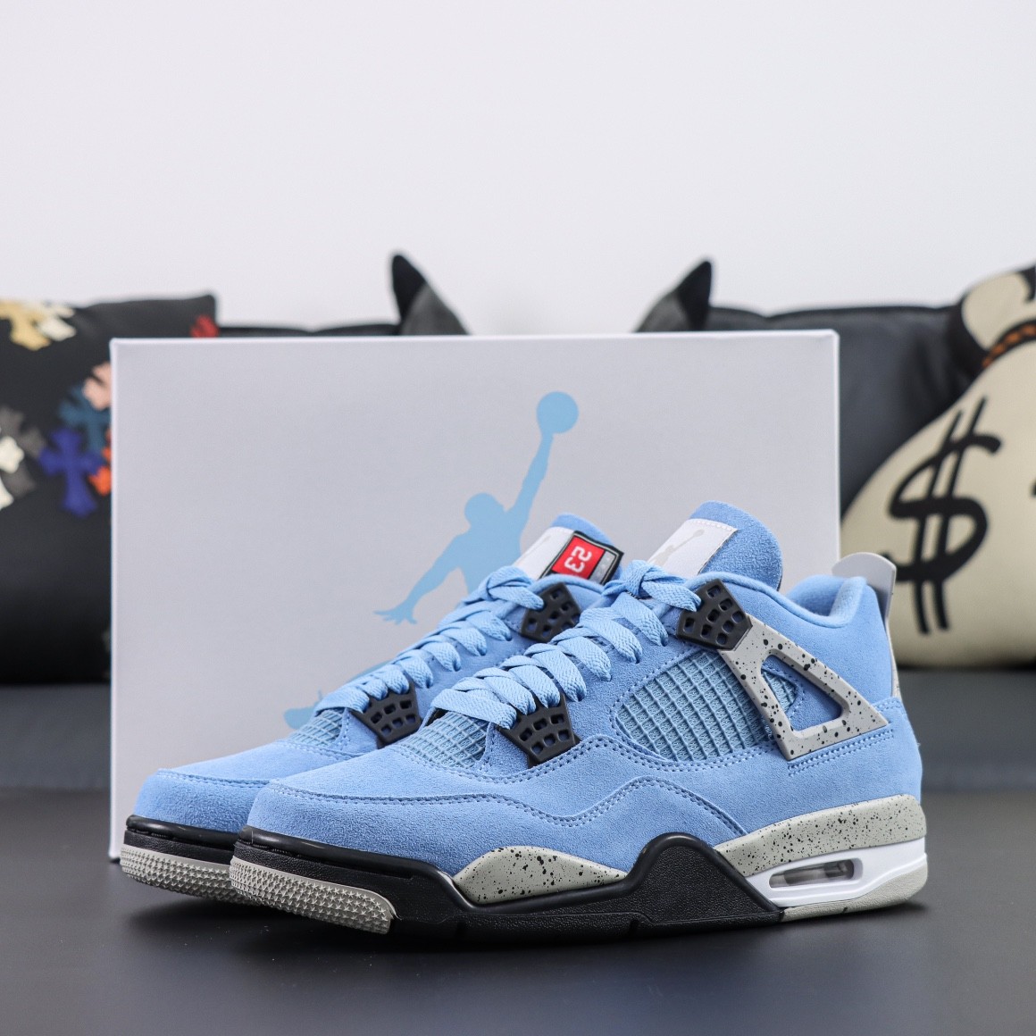 NIKE AIR JORDAN 4 UNIVERSITY BLUE Basketball Shoes