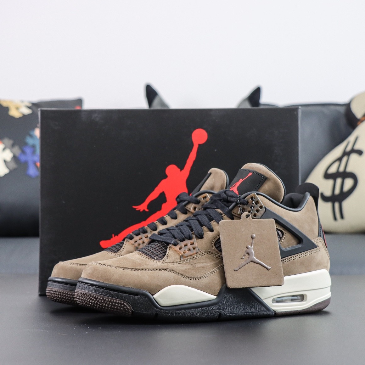 TRAVIS SCOTT X NIKE AIR JORDAN 4 Basketball Shoes