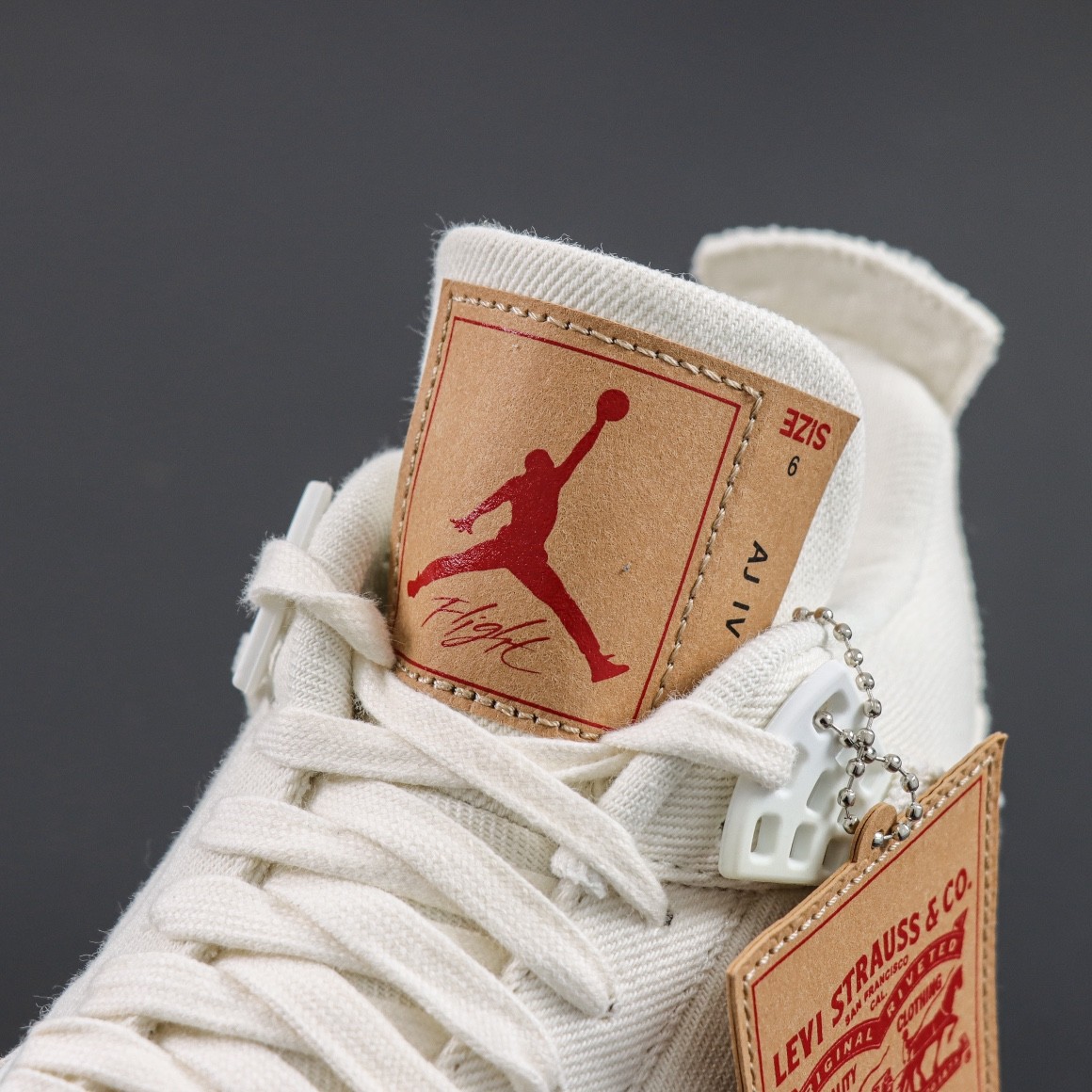 NIKE AIR JORDAN 4 LEVIS WHITE Basketball Shoes