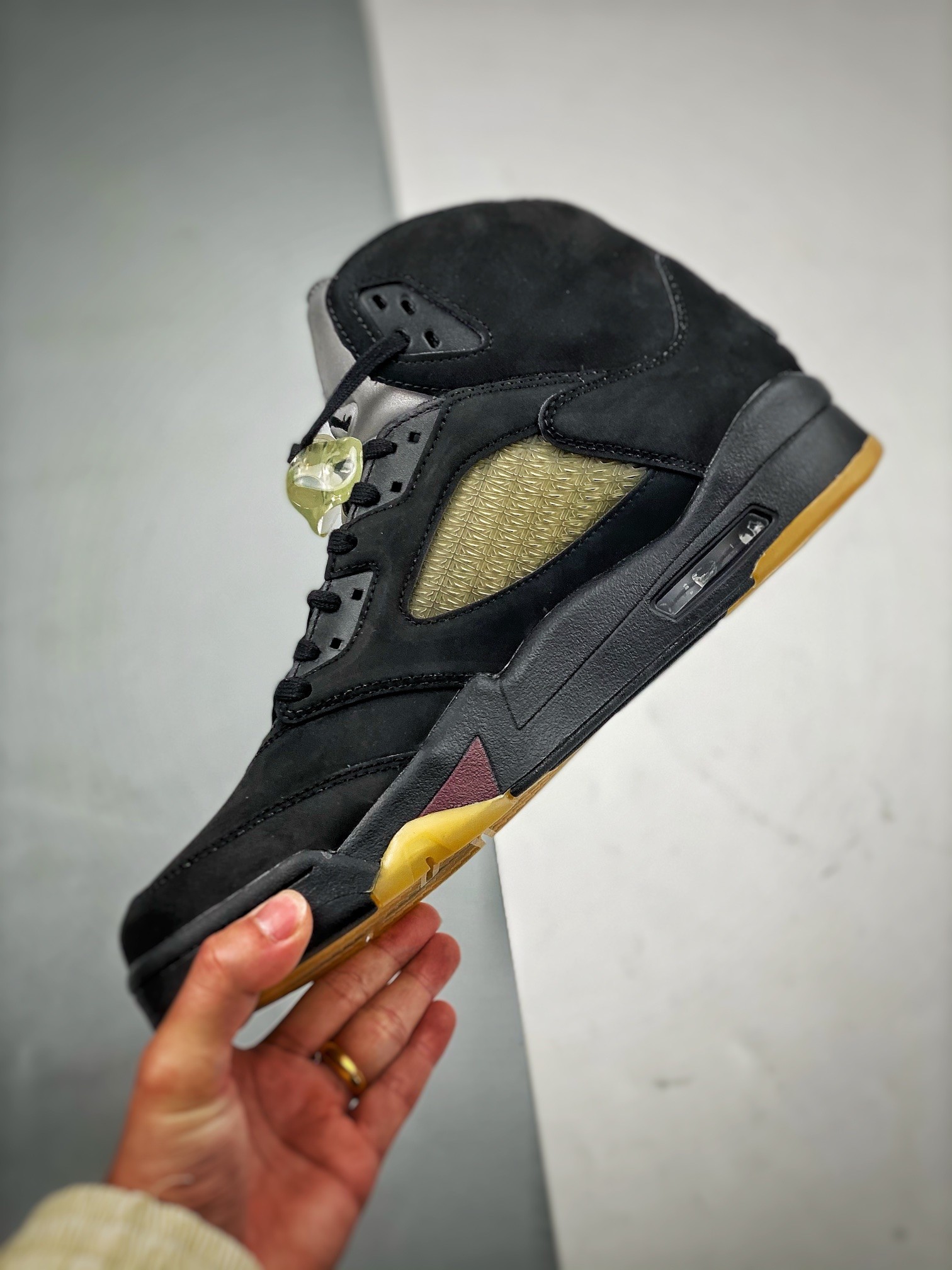 A MA MANIERE X NIKE AIR JORDAN 5 BLACK Basketball Shoes