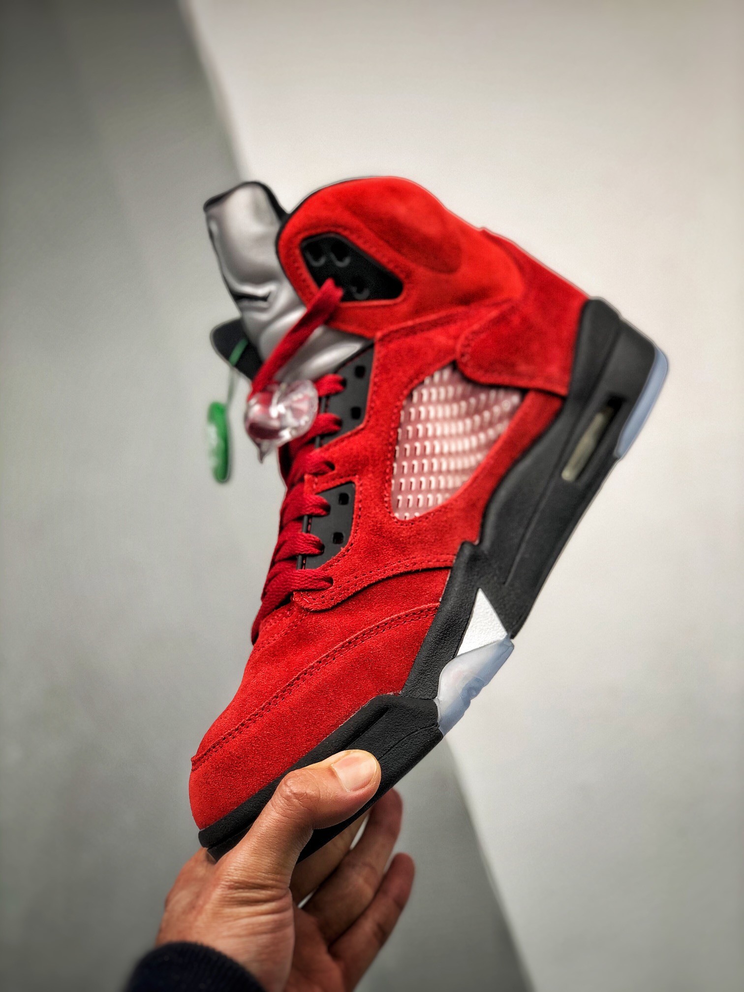 NIKE AIR JORDAN 5 "RAGING BULL" Basketball Shoes