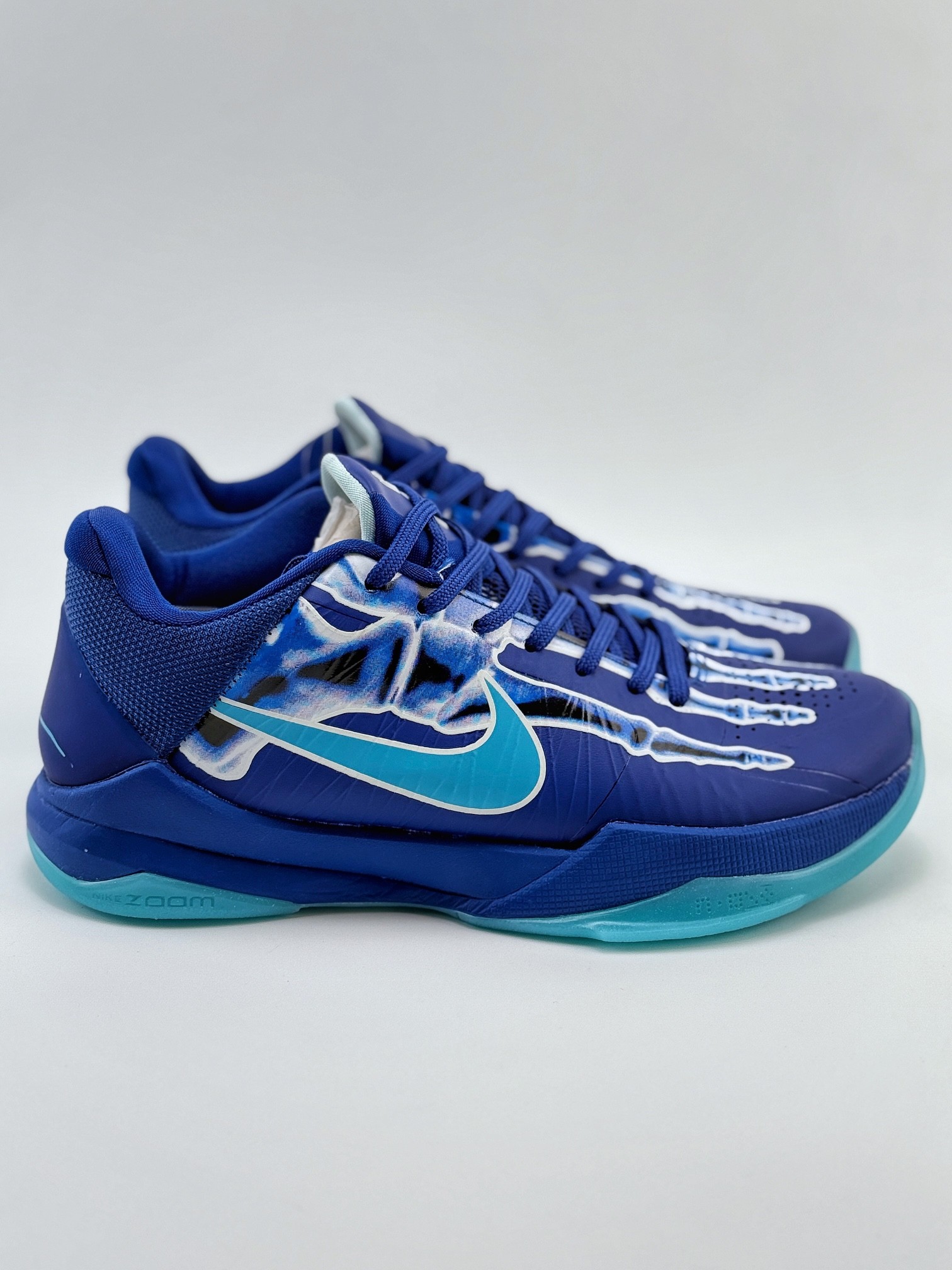 Nike Zoom Kobe VI Protro Basketball Shoes