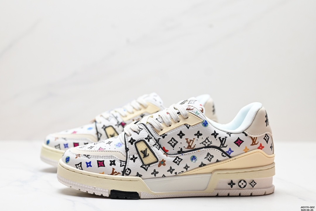 Louis Vuitton Trainer Sneaker 