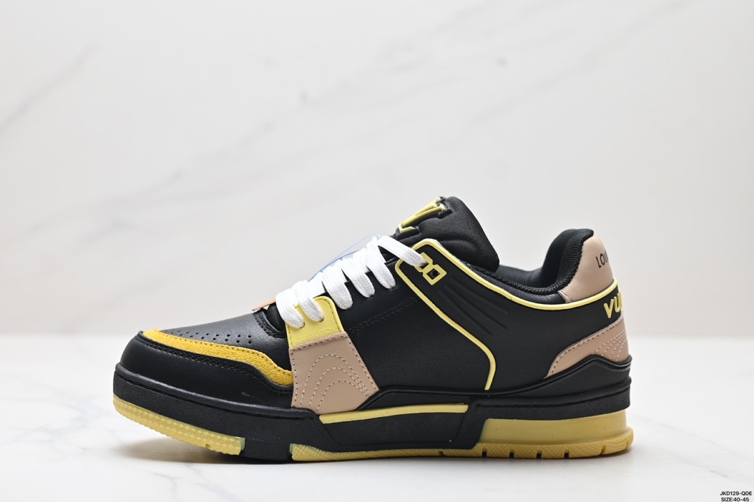 Louis Vuitton Trainer Sneaker 