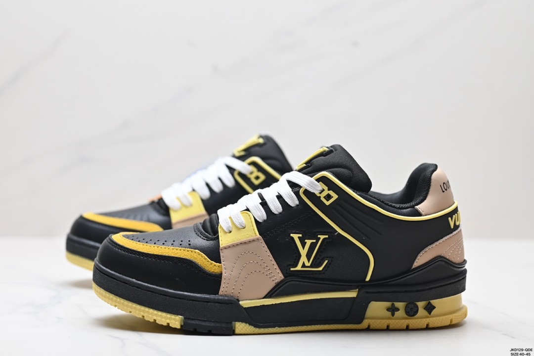 Louis Vuitton Trainer Sneaker 