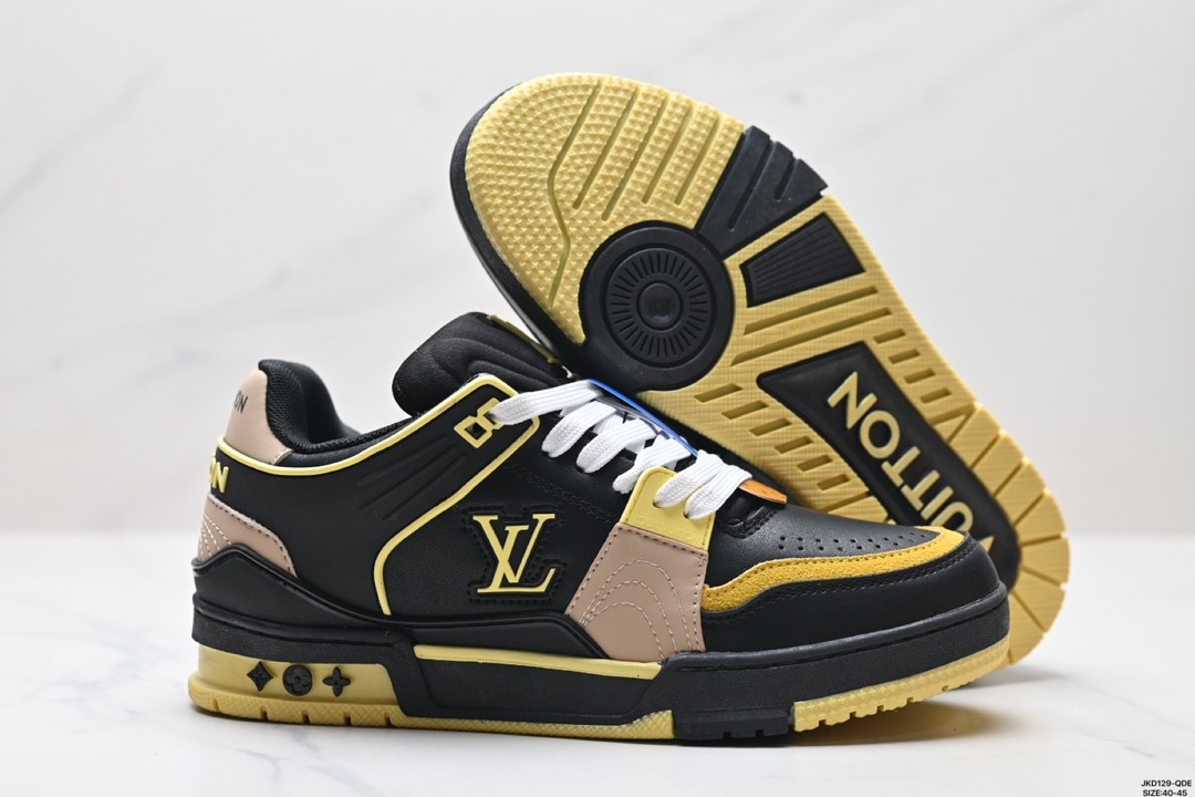 Louis Vuitton Trainer Sneaker 