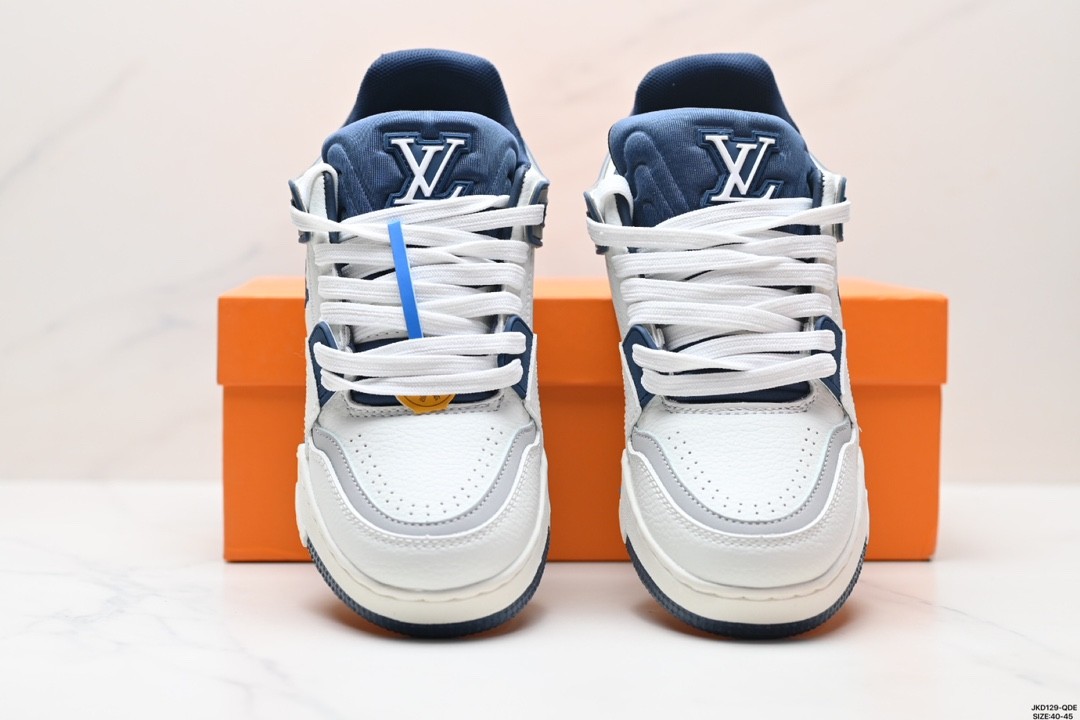 Louis Vuitton Trainer Sneaker 