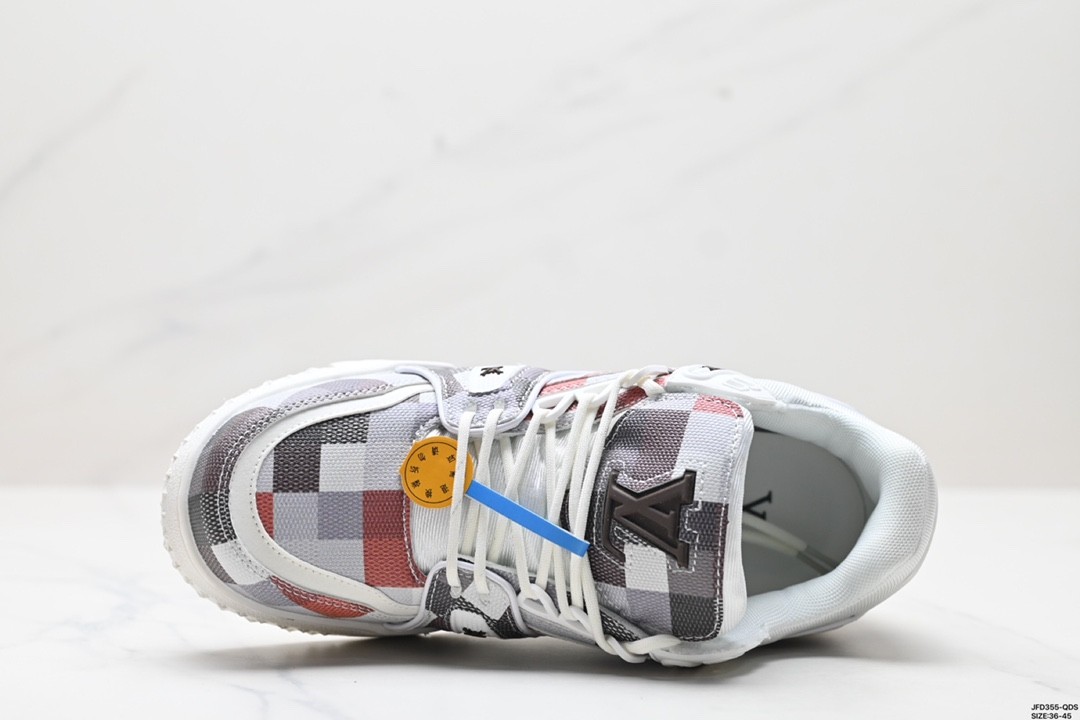 Louis Vuitton Trainer Sneaker 