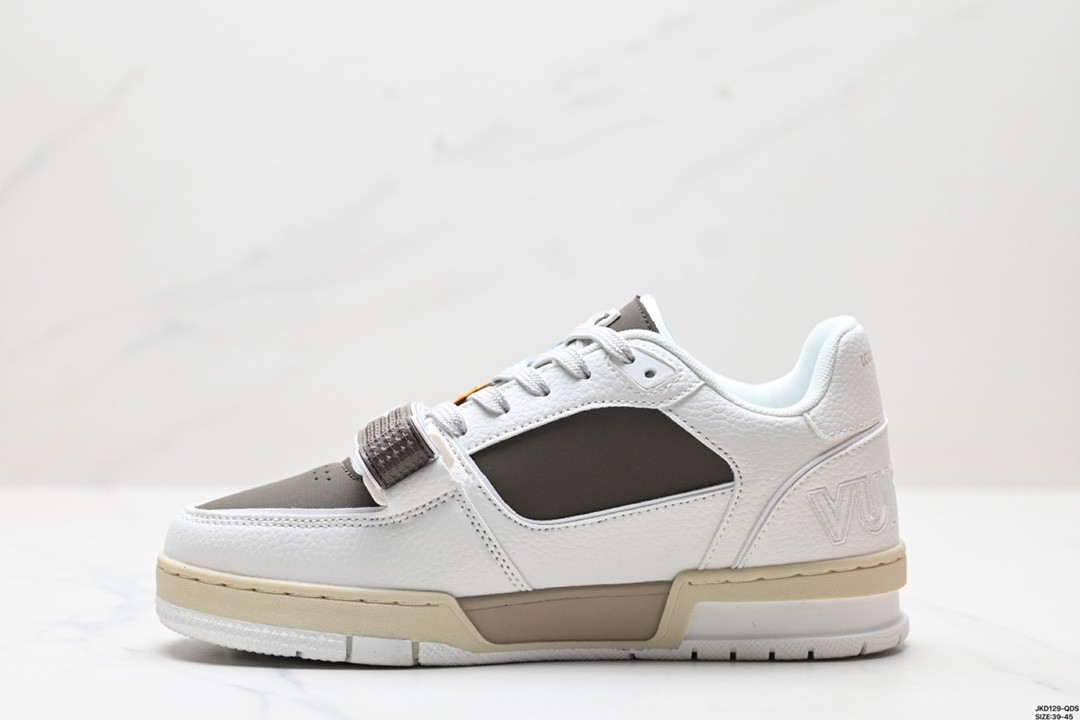 Louis Vuitton Trainer Sneaker 