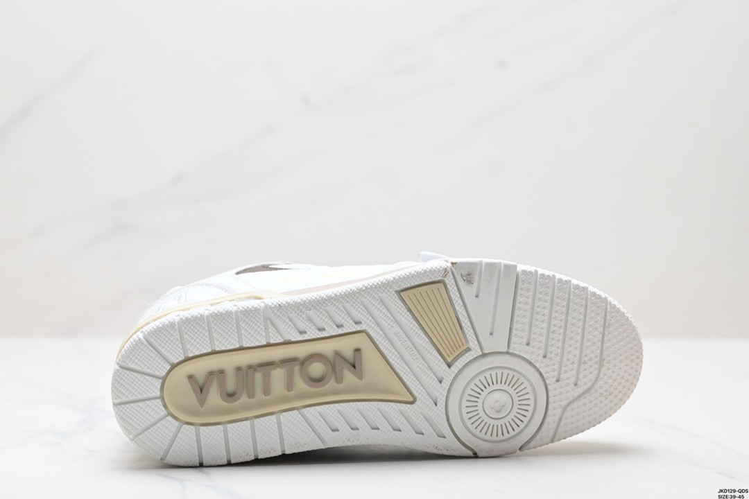 Louis Vuitton Trainer Sneaker 