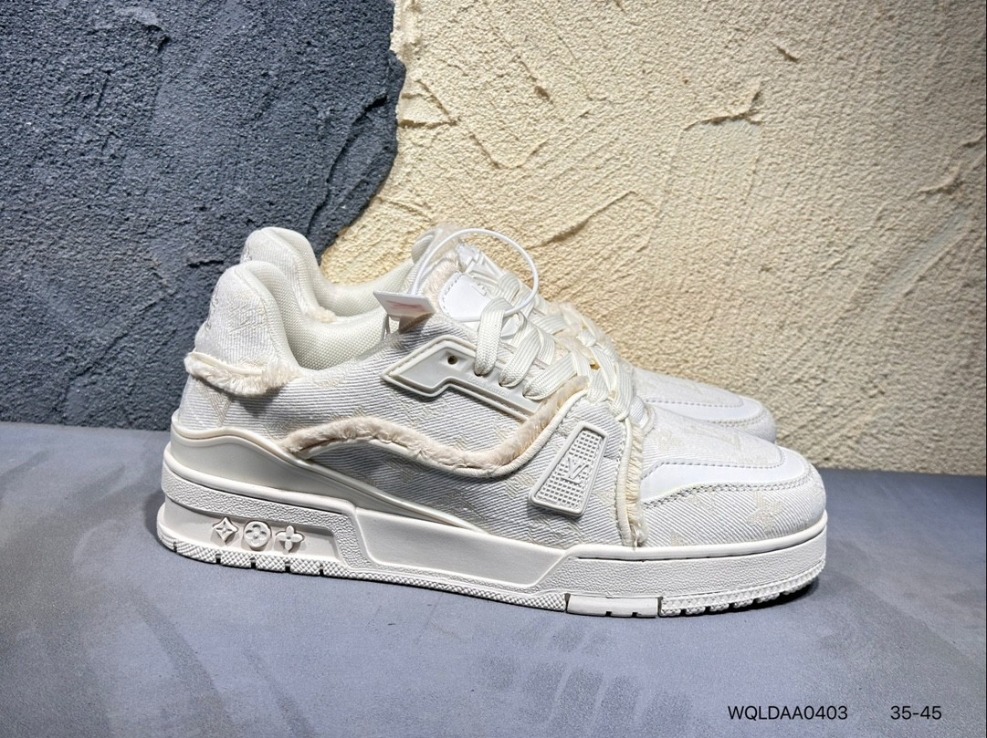 Louis Vuitton Trainer Sneaker 