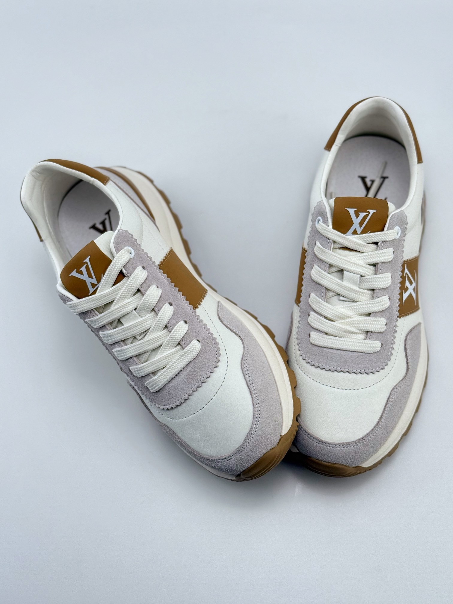 Louis Vuitton Trainer Sneaker 