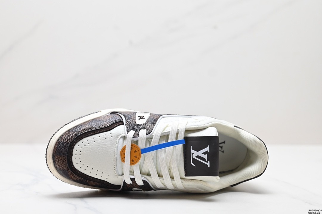 Louis Vuitton Trainer Sneaker 