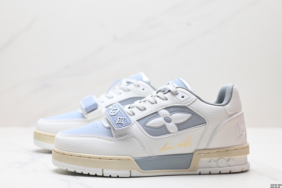 Louis Vuitton Trainer Sneaker 