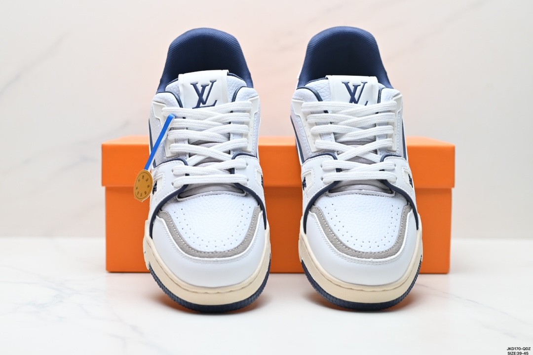 Louis Vuitton Trainer Sneaker 