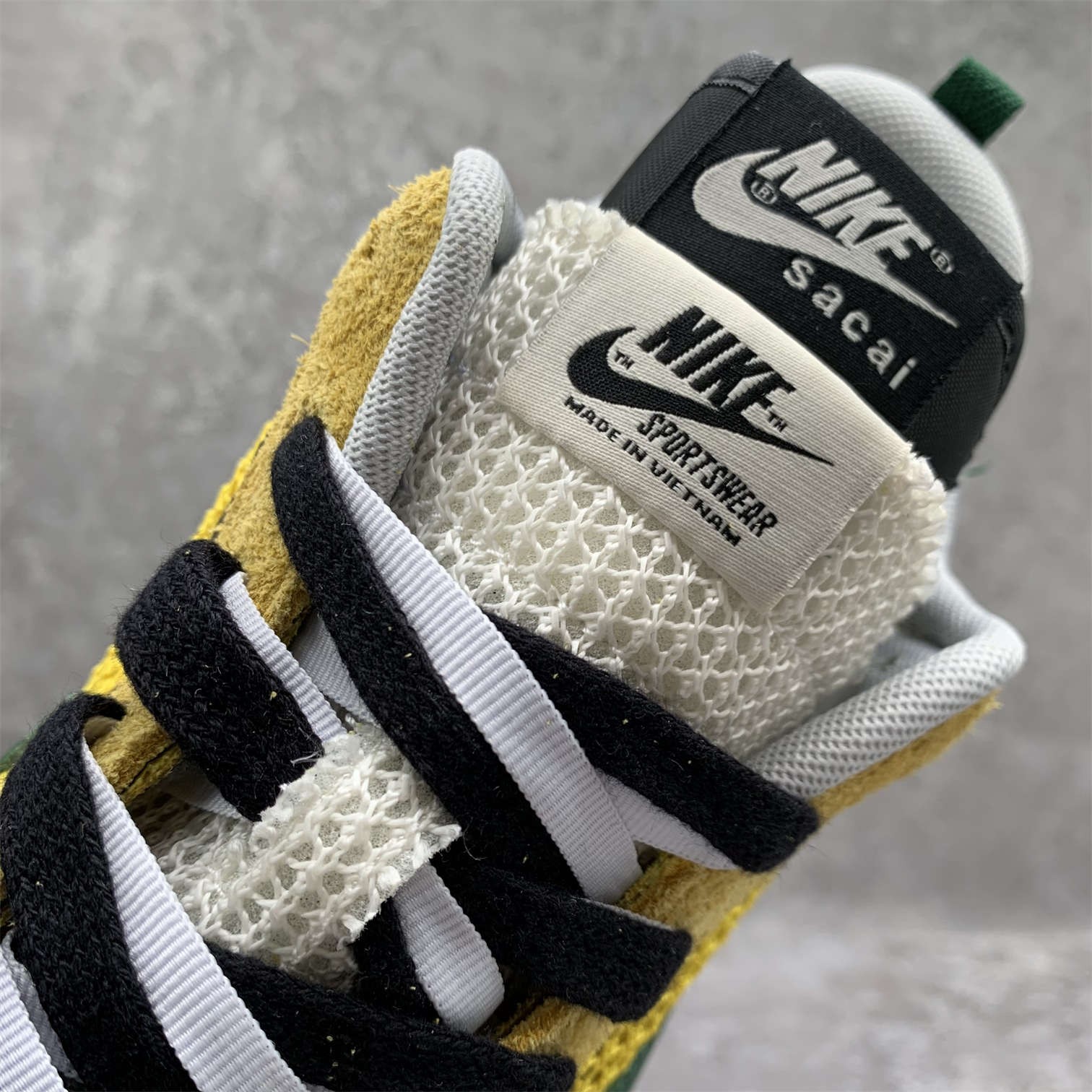 [OG] SACAI X NIKE VAPORWAFFLE TOUR YELLOW Sneaker Shoes