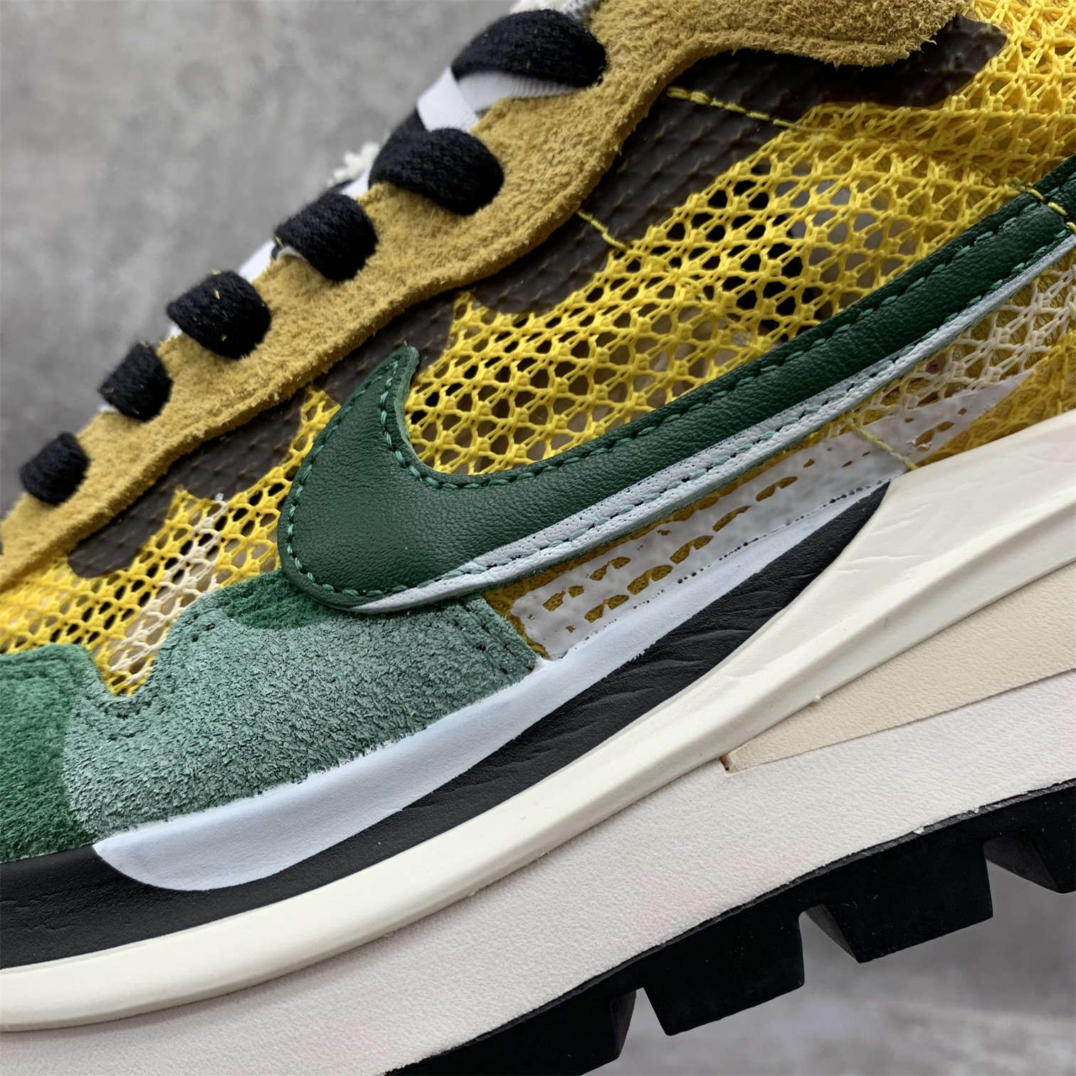 [OG] SACAI X NIKE VAPORWAFFLE TOUR YELLOW Sneaker Shoes