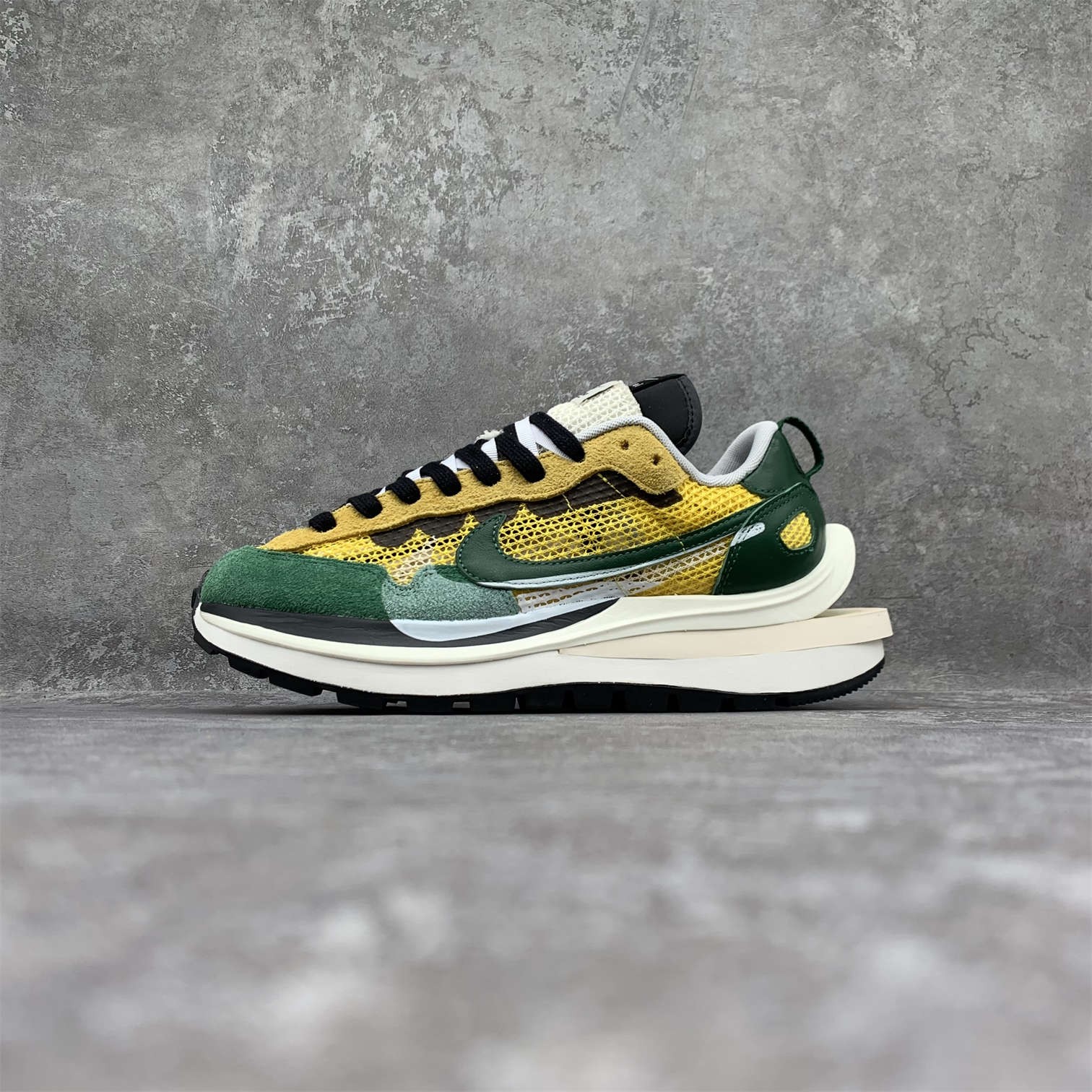 [OG] SACAI X NIKE VAPORWAFFLE TOUR YELLOW Sneaker Shoes