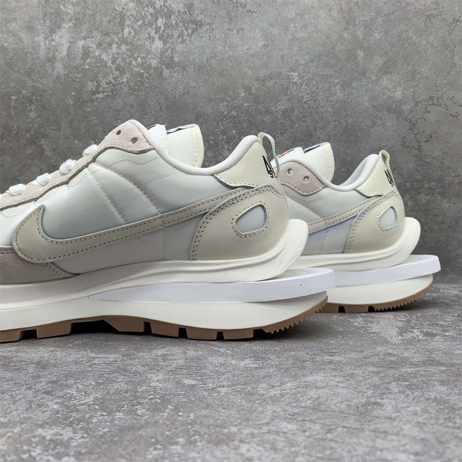 [OG] SACAI X NIKE VAPORWAFFLE WHITE AND GUM Sneaker Shoes