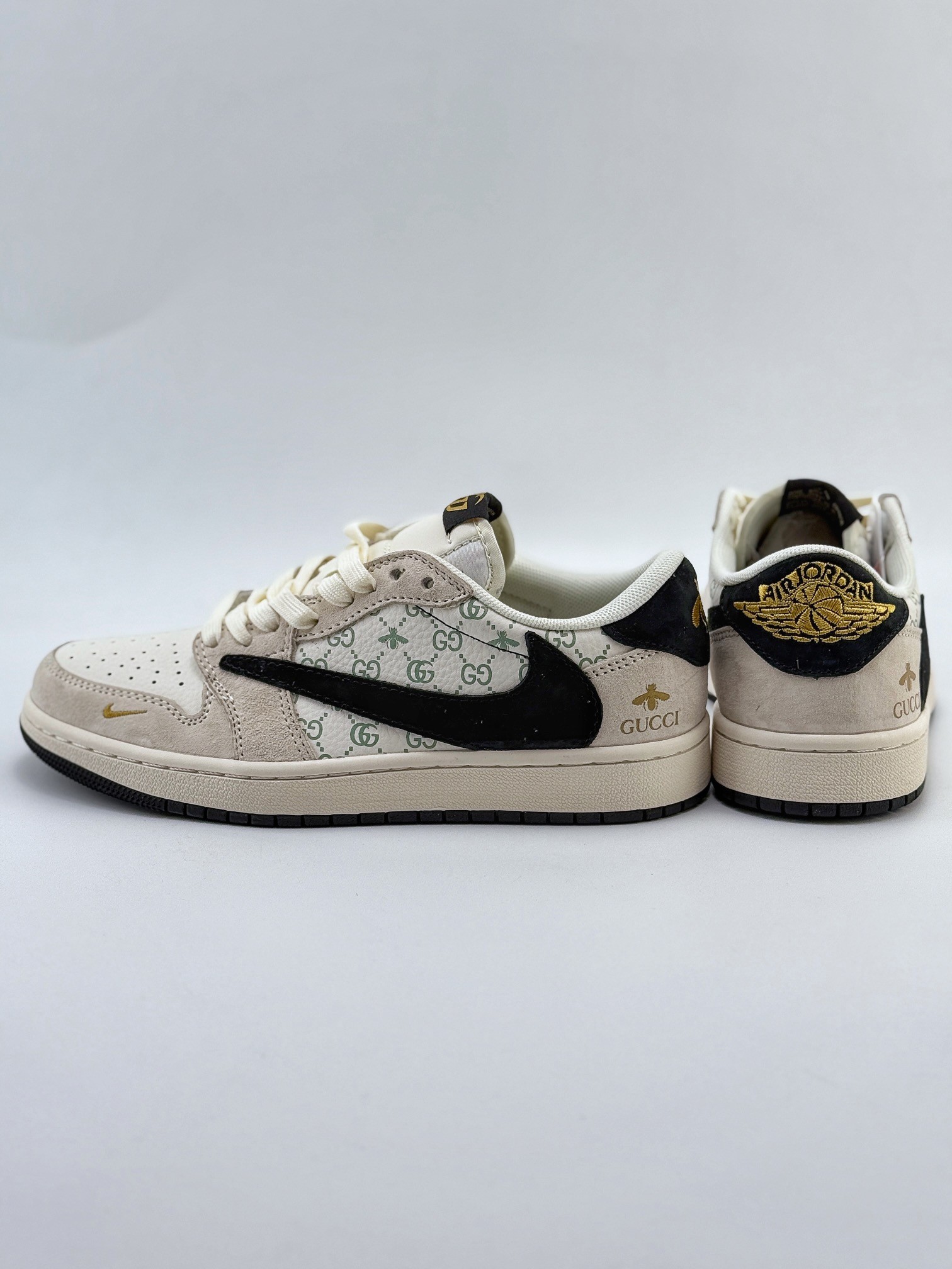 Air Jordan 1 Retro Low OG SP Travis Scott Reverse Mocha